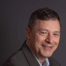 Wayne Dutton's Instagram, Twitter & Facebook