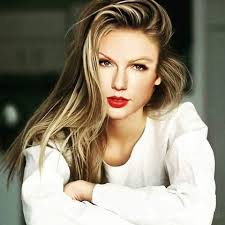 5 Tips Berpakaian yang Bisa Kamu Pelajari dari Gaya Modis Kasual Ala Taylor  Swift