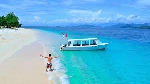 Mulai dari wisata alam hingga wisata buatan, tersedia lengkap di padang. 7 Rekomendasi Tempat Wisata Padang Yang Mendunia