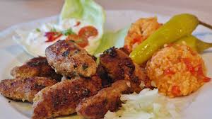 Bosnia, herzegovina e serbia, ma molto diffusi anche in austria. Cevapcici Una Ricetta Da Leccarsi I Baffi Ioviaggio