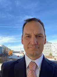 Adrian Hanley's Instagram, Twitter & Facebook