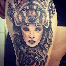 Girl With Wolf Head Tattoo Meaning Sok Pa Google Girl With Wolf Head Tattoo Wolf Head Tattoo Wolf Girl Tattoos