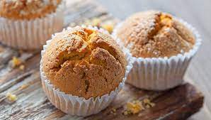 Aggiungere la farina, la cannella e gli amaretti, amalgamare: I Muffin Alla Zucca La Repubblica