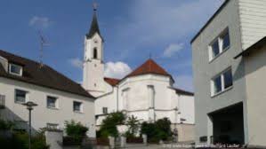 Vor ort begannen die marktler schon zu löschen. Sehenswurdigkeiten In Marktl Am Inn Geburtsort Papst Benedikt Geburtshaus