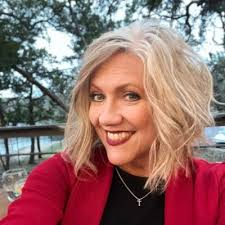 Ralyssa Enueshike (@Reune05)