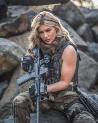 Fotografiya Military Girl Girl Guns Fighter Girl