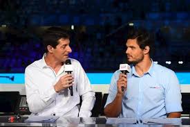 As the first female vice president in united states history, kamala harris is no stranger to making history, in ways both big and small. Sacha Nokovitch Alexandre Boyon Remplace Patrick Montel Pour Commenter Le Marathon De Paris Sur France 3 Medias