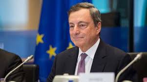 Mario draghi nasce a roma il 3 settembre 1947. L Italiano Che Salvo L Europa Chi E Mario Draghi Il Faro Online