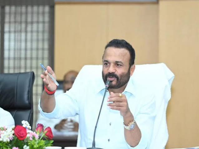 राज्यातील 20 टक्के गावांत अद्याप स्मशानभूमीच नाहीस्मशानभूमी असल्याचा दाखल्यानंतरच मिळणार निधी : ग्रामविकास विभागाची भूमिका