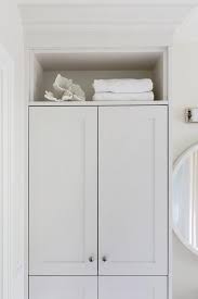 Shop for linen cabinet in antique, contemporary and modern finishes with unique touches for every bathroom décor at decorplanet.com. Built In Linen Cabinets Design Ideas
