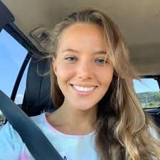 Li kwan yau (@kwanyau)