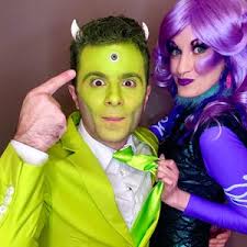 第三の目シリコン義眼。この SFX ピースで体のどこにでもサイクロプスのような外観を作成できます。