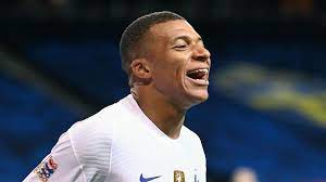 Watch all of kylian10mbappe's best archives, vods, and highlights on twitch. Im Video Wie Mbappe Hier Die Schwedische Abwehr Ausspielt Ist Einfach Nur Weltklasse
