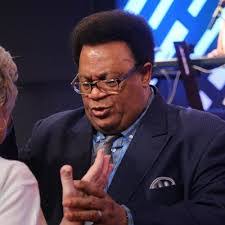 Dudley Smith's Instagram, Twitter & Facebook