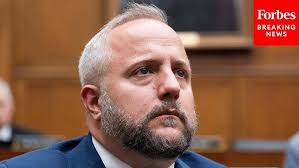 Dennis Bounds: 25 Year King 5 News Reporter