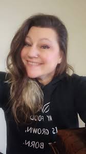 Elisha Trinkle (@glitterandcamo) • Instagram photos and videos