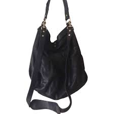 51x35x19 cm neuf jamais utilisé. Sac En Bandouliere En Cuir Vanessa Bruno Noir 7161677