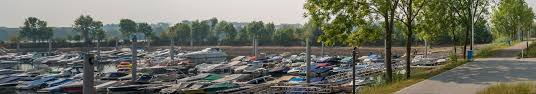 De vlaamse milieumaatschappij heeft dinsdag 7 augustus na het nemen van stalen blauwalg of cyanobacteriën aangetroffen in de recreatievijver van heerenlaak maaseik, aan sporta. Heerenlaak Marec