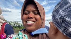 BAR SOKO GENE PAK SHOLEH CUSSS NDELOK KEADAAN SUASANA TERKINI BENGAWAN SOLO