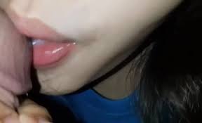 اجمل بنات الجامعه عراقية تمص زب - سكس عراقي