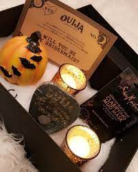 A Halloween Bridesmaid Proposal So Unique Luckylibraleigh Is Sharing All The Deta Halloween Wedding Invitations Bridesmaid Proposal Halloween Themed Wedding