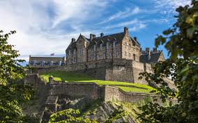Set in the heart of scotland's dynamic capital city, it is sure to capture your imagination. Schottland Edinburgh Castle Blauer Himmel 2560x1600 Hd Hintergrundbilder Hd Bild