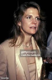 19 Candice Bergen 1983 Photos & High Res Pictures