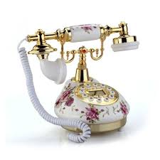 Antique Telephones Retro Classic Http Www Decoration Ideas Co Uk Interior Design Antique Telephones Retro Antique Phone Antique Telephone Retro Home Decor