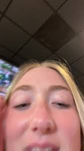 Lindsay Beyer's Instagram, Twitter & Facebook