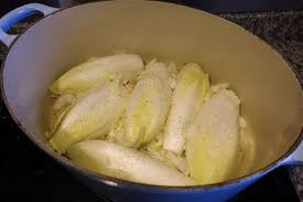 Endives Braisees Au Gratin Moi Aussi Avant De Trouver La Recette Je N Aimais Pas Les Chicons Le Miam Miam Blog Recettes De Cuisine Recette Cuisine Belge