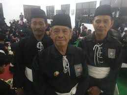 Jurus pencak silat psht meliputi 36 jurus dimulai dari jurus 1 sampai dengan jurus 36. Psht Pusat Madiun Resmi Patenkan Nama Dan 10 Item Psht Ke Kemenkumham Nekat Mencatut Bisa Pidana Joglosemar News