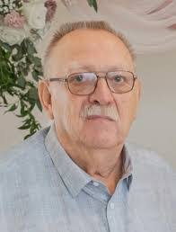 Kyle Klinger's Instagram, Twitter & Facebook