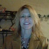 Lisa Burwell's Instagram, Twitter & Facebook