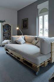 La décoration joue aussi un rôle principal dans la réussite. Canape Palette Le Grand Gagnant De L Ete Mini Guide Touslescanapes Com
