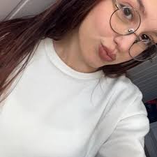 Eline Kapilar updated her profile picture.