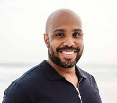 SLUH Magazine by SLUH