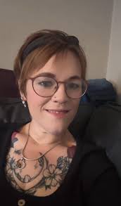 Hi. Im Natalie, 41. Would be nice to make some friends in the Derbyshire  area