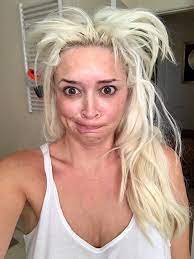 Mit lippenstift, eyeliner und co fühlt sie sich eben besonders wohl. Facebook