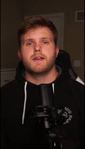 The Stream Deck Mini has been one of the best tech additions that I’ve  popped onto my setup. With all the customizable profiles, buttons and icons  the possibilities are endless! 🔥 @elgato #elgato ...