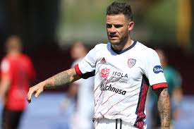 Nahitan michel nández acosta (born 28 december 1995) is a uruguayan professional footballer who plays as a midfielder for serie a club cagliari and the uruguay national team. Cagliari S Nahitan Nandez Could Still Join Inter Amid Links To Leeds United Italian Media Report