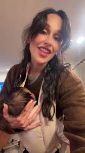 Happy New Year 2025: Celebrate With Trendy Videos