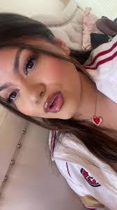 Daisy Landeros's Instagram, Twitter & Facebook