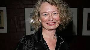 Vanessa Downing's Instagram, Twitter & Facebook