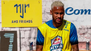 Psg, ikinci yarıdaki daha baskın görüntüsü ile sonuca ulaşmayı öte yandan psg, metz'in ardından tam 37 yıl sonra barcelona'yı i̇spanya'da yenen ilk takım oldu. Paris Saint Germain Neymar Mit Nachster Provokation Gegen Psg Fussball International Sport Bild