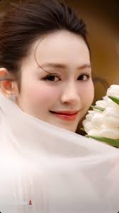 Bản sao Đặng Thu Thảo lên xe hoa, lộ nhan sắc cực phẩm khi làm cô dâu