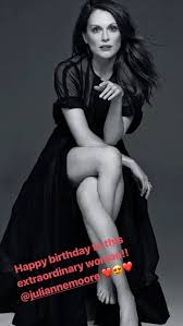 Julianne moore's feet are okay! Julianne Moore S Feet Wikifeet