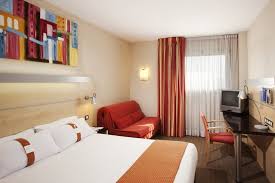 Holiday inn express 22 hotel barcelona city. Hotel Holiday Inn Express Barcelona Montmelo An Ihg In Granollers Starting At 17 Destinia