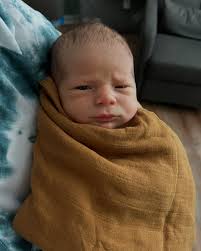 Everett Paul Norian Born 3/25 at 5:03 am 7 pounds, 21 inches One week with  Everett and life has changed completely. My heart is overwhelmed with  emotions that are honestly indescribable, I