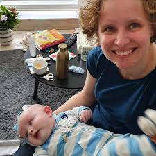 Da sygeplejersken så på den nybagte mors røntgenbilleder, fik hun tårer i  øjnene: