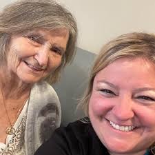 Who is a good certified reflexologist in St. Clair Shores Michigan?